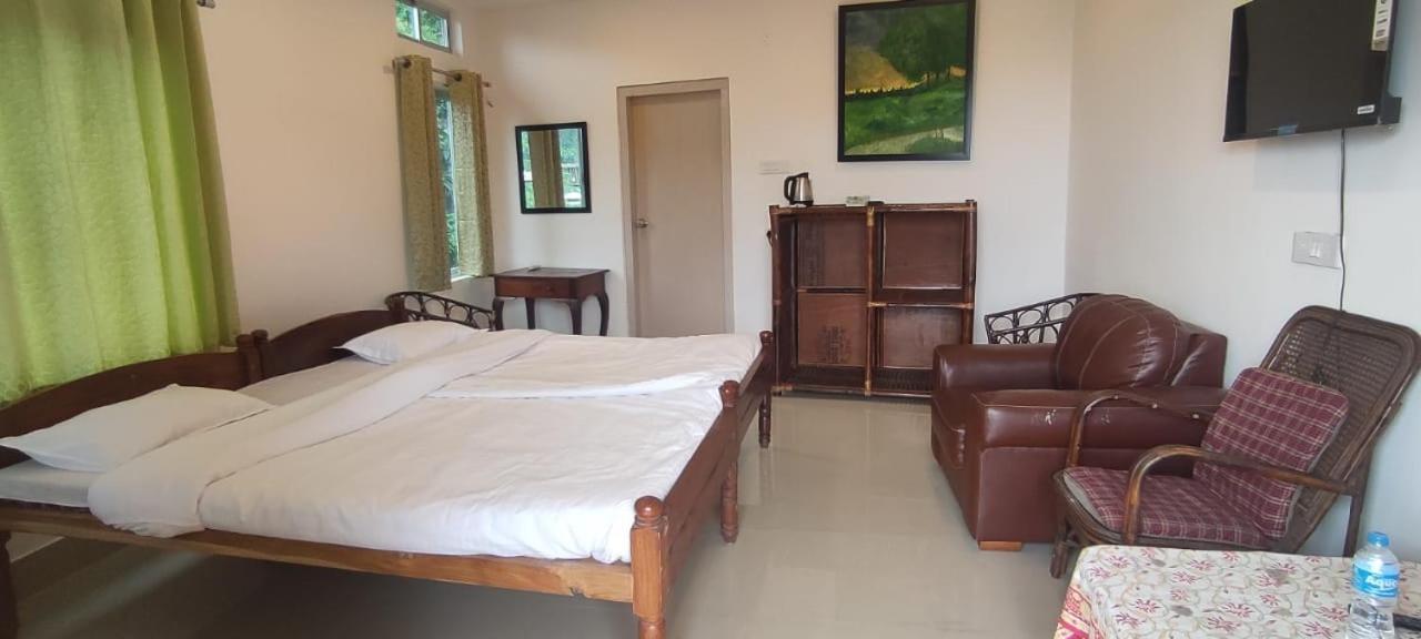 Hilltop Lodge グワーハーティー 部屋 写真