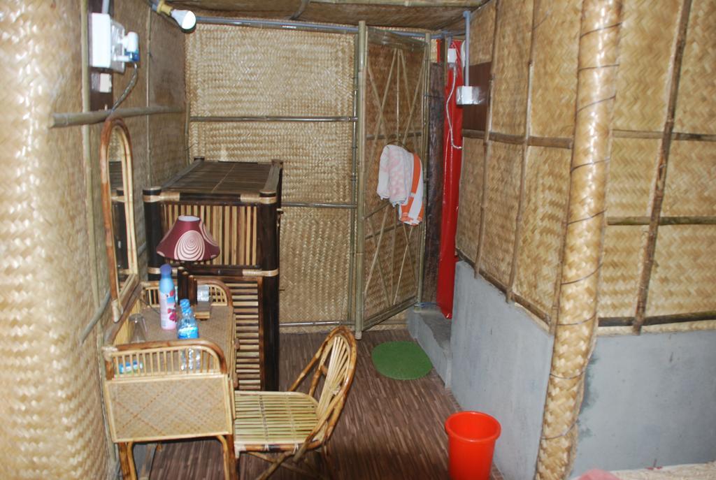 Hilltop Lodge グワーハーティー エクステリア 写真